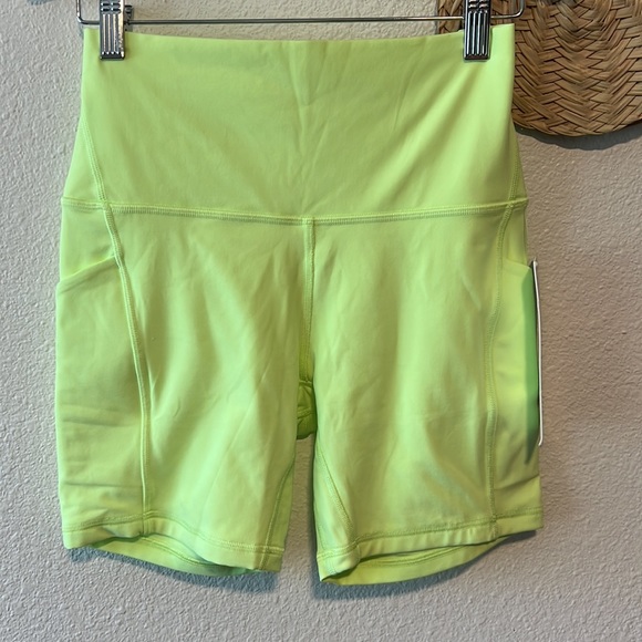 lululemon athletica Pants - Lululemon Align High-Rise Shorts with Pockets 6” in Faded Zap in Size 6